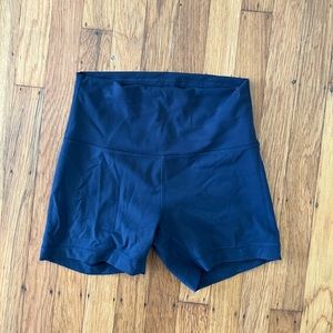 Lululemon wunder train shorts 4”